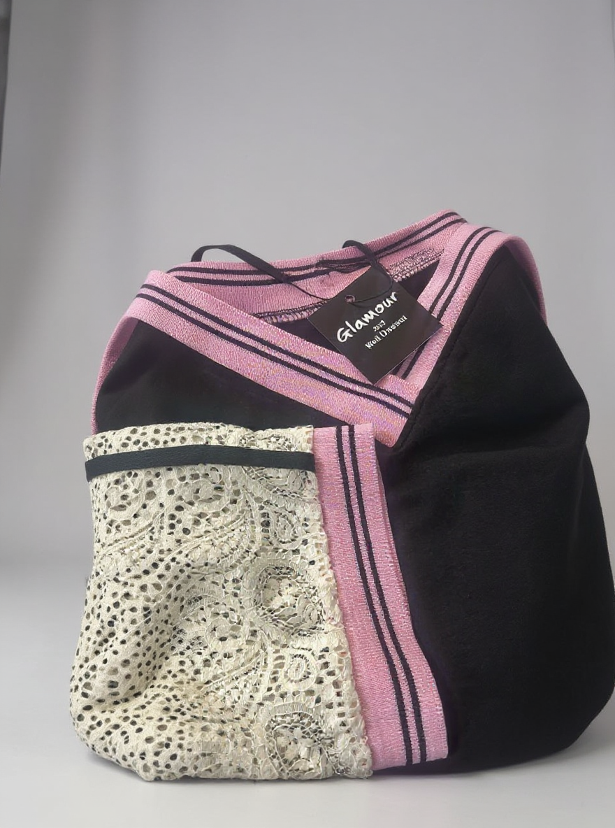 T-shirt met kanten mouwen zwart, Onesize fits to 42
