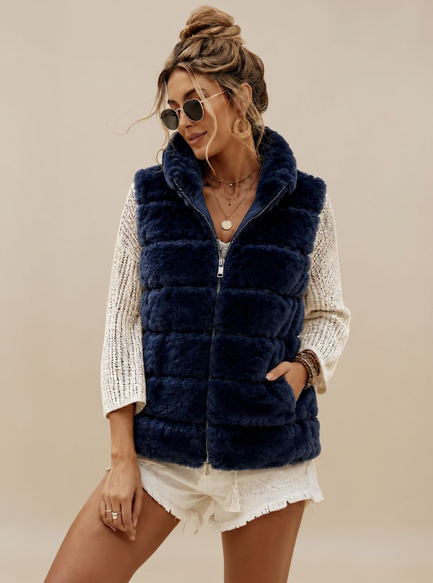 Fluffy Body warmer Navi Blue