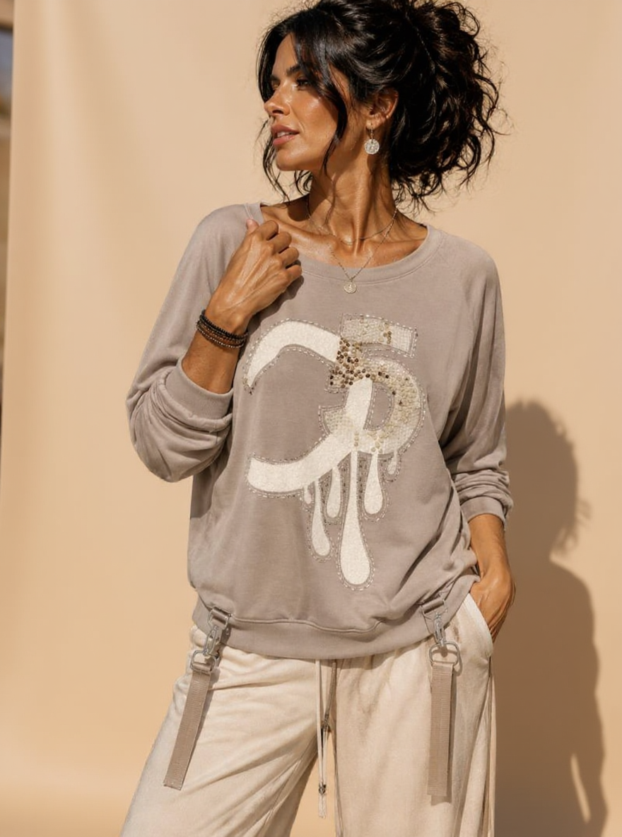 Taupe NO 5 CC Drop Sparkley Fine knit shirt, 1 maat draagbaar t/m 44