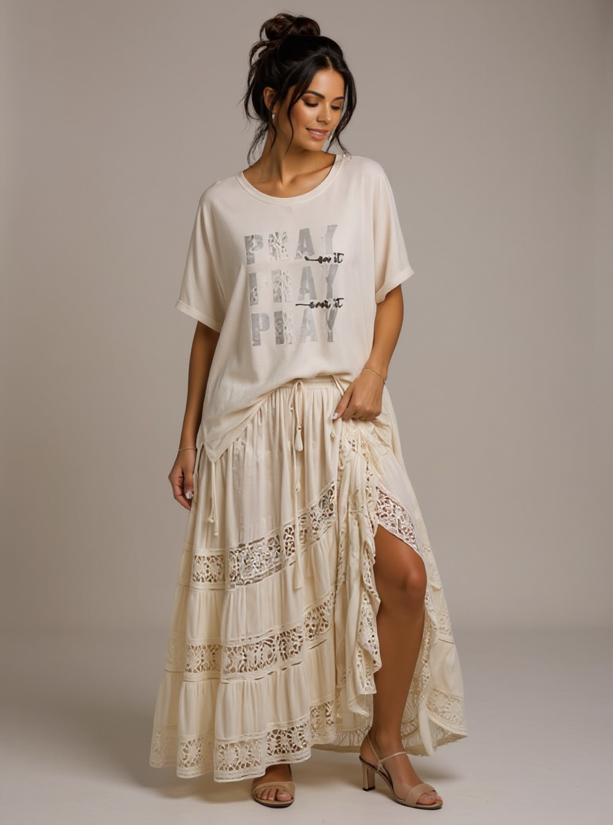 Oversized Creme kleurig t'shirt Pray on it one size fitts all