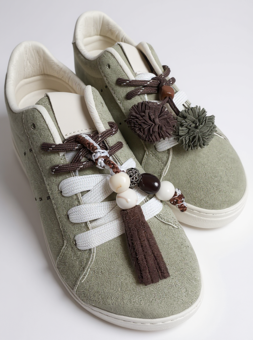 Ibiza Green Suedine Sneakers met Flosjes