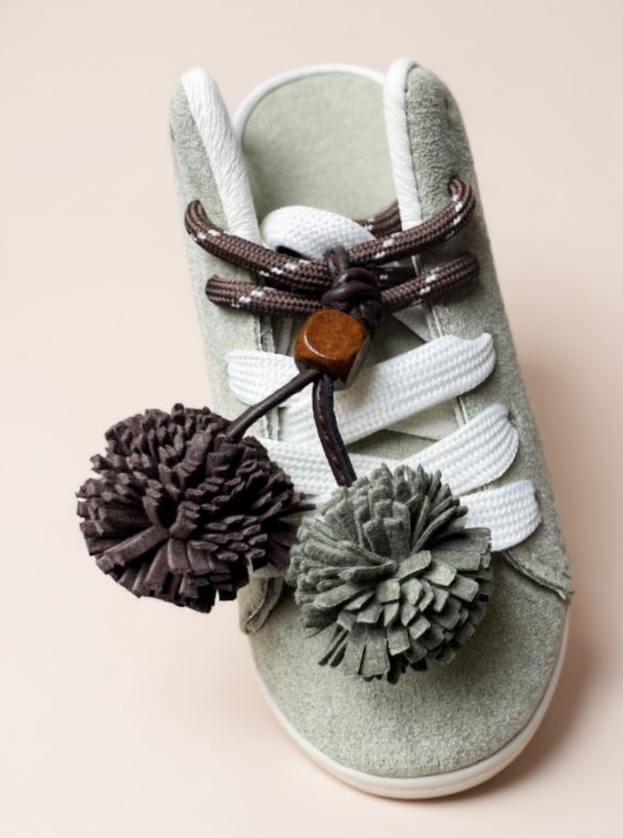 Ibiza Green Suedine Sneakers met Flosjes